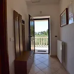 Mariano *